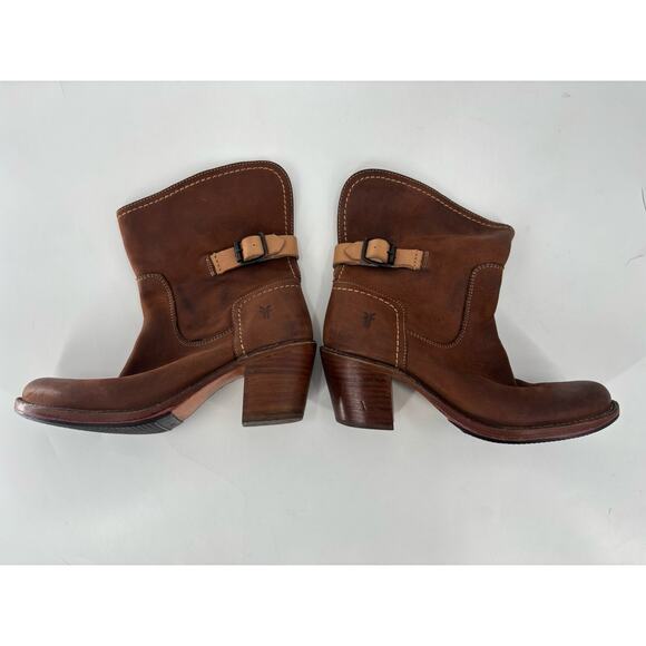 Frye Carmen Shortie Leather Boots Womens 8.5 Brown Pull On Buckle Strap Heeled - Picture 6 of 9